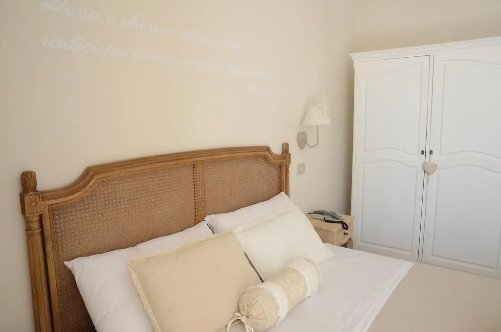 Hotel Monique Cervia 3*,  İtalya